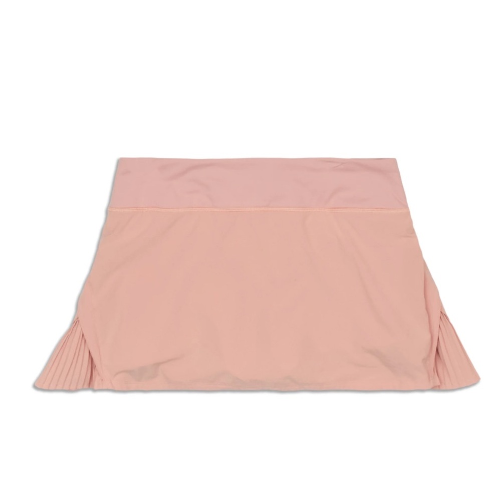 Light pink Lululemon skirt